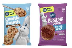 Pillsbury cookies (right two) and nestlé toll house (left two). Pillsbury Makes Cookie Brownie Dough Safe To Eat Raw 2020 07 28 Food Business News