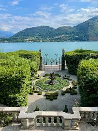 Lake Como Favorites 2022 Elizabeth