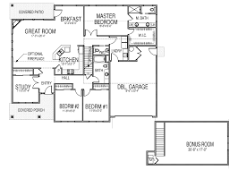 what is a split bedroom floor plan