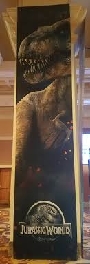 Крис пратт, брайс даллас ховард, рейф сполл и др. Jurassic World 2 Posters Showcase Chris Pratt Dino Pals