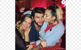 Catching fire in atlanta last week, the australian actor tells usa today. Liam Hemsworth The Hunger Games Actor Hannah Montana 2 Meet Miley Cyrus Marriage Png 950x593px Watercolor