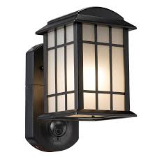 Craftsman Style Smart Security Light 720p Built In Security Camera Wi Fi And Bluetooth Capable Maximus Lighting