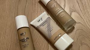 no7 foundation reviewed by a make up