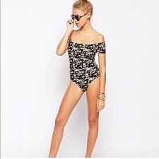 Nwt Asos Swimwear Wolf And Whistle