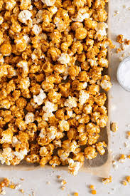 how to make caramel popcorn at home