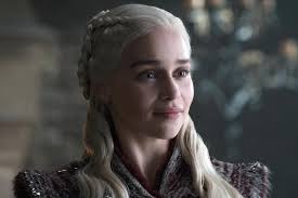 Эмилия изобел юфимия роуз кларк родилась 23 октября 1986 года, в лондоне и выросла в беркшире. Emilia Clarke On Game Of Thrones Finale S Shock Twist I Stand By Daenerys Ew Com