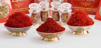 Behrang Saffron - ارزش غذایی زعفران زعفران چاشنی و رنگ دهنده غذا می باشد  زعفران موجب كاهش چربی و كلسترول خون می گردد. زعفران آرام بخش، اشتها آور، ضد  اسپاسم، پيشگيری كننده