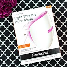 First Look Neutrogenas Light Therapy Acne Mask Light