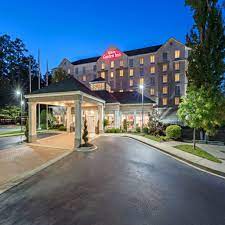 Just minutes from downtown columbia where you will find many of columbia's family attractions and popular visitor's. Hilton Garden Inn Columbia Harbison Lake Murray Country