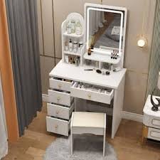 white makeup vanities bedroom