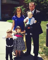 He is perhaps best recognized for his appearance in 19 kids and counting which was aired in tlc and discovery health channel. The Duggars Net Worth Rankings Who S The Richest Of Them All The Hollywood Gossip