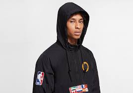 The model lakers m jacket courtside icon nike, from the spring summer 2019 line, is ready to be copped at svd. Nike Nba N31 Courtside Jacket Black Price 142 50 Basketzone Net