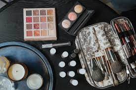 must haves in a professional makeup kit