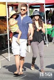 roselyn sanchez at the farmers market