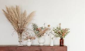 As an amazon associate and member of other affiliate programs, i earn from qualifying. 6 Ways To Spruce Up Home Decor Using Dried Flowers Global Dried Flowers
