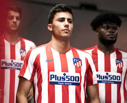 Atletico madrid goalkeeper home kit is black in color with shades of white containing patterns and textures. Nike Launch Atletico Madrid 2019 20 Home Shirt Soccerbible