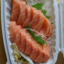 calories in salmon sashimi 4 pieces