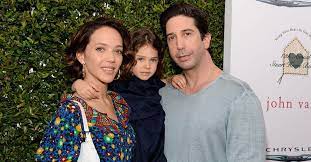 Is david schwimmer, a popular american actor married? Is David Schwimmer Married Does He Have Kids Is The Former Friend Dating