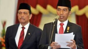 Saat ini, ada tujuh staf khusus dari kaum milenial yang ditunjuk jokowi. Luhut Disarankan Ajak Jokowi Mundur Mujahid 212 Contoh Sikap Ksatria Pak Harto Bentengsumbar Com
