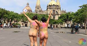 Día al Desnudo: Mexico's First Public Nudist Event 