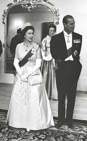 You see princess elizabeth fell for the handsome young philip, who looked dashing (is that still a word?) and caught. 1964 Canada Queen Elizabeth And Prince Philip In Canada She Wears A Satin Dress In White Young Queen Elizabeth Prince Philip Queen Elizabeth Queen Elizabeth