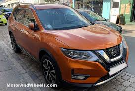 how much can nissan rogue tow 12