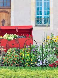 11 Garden Fence Ideas That Will
