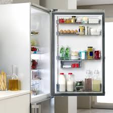 Here in this fridge door open alarm circuit, we have used two 555 ics, one for calculate the 'fridge door open time duration' after which the buzzer should be triggered. Woman Discovers The Cause Of A Bad Kitchen Smell Comes From Fridge