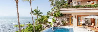 Secrets is run by fantastic staff members, they are all so helpful, the restaurants are excellent the pools and bars are well kept and the drinks. Luxuriose Villen Ferienunterkunfte In Puerto Vallarta Airbnb Luxe Luxury Retreats
