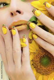 sunflowers closeup nail art