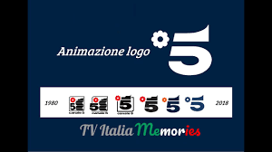 Canale 5 was subsequently joined by italia 1 (bought from the publishing group rusconi in 1982) and rete 4 (acquired from arnoldo mondadori editore in 1984). Animazione Logo Canale 5 16 Aprile 2018 Tv Italia Memories Youtube