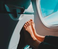 swollen feet legs during travel