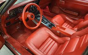 1981 maroon metallic auto corvette t top