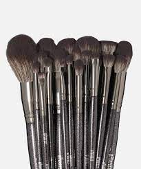 ultimate brush collection at beauty bay