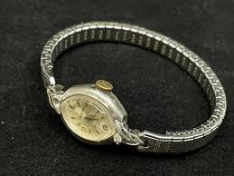 vine waltham 17 jewel las watch