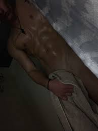 WAREN on X: Come join me in the shower ;) t.coJIU1pR9jdN I answer  all dm's 💋 t.cosuUxYnrqLC  X