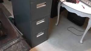 The hon company 7,939 views. How To Remove A Filing Cabinet Drawer 17 04 2013 Fast Key Services Ltd Thewikihow