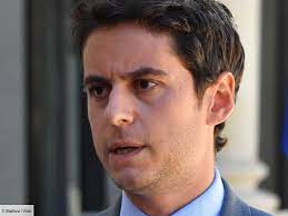 (lrem) who has served as government spokesperson under president emmanuel macron since 6 july 2020. Gabriel Attal Severely Blown His Nose After An Embarrassing And Inappropriate Remark