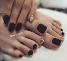 But which are the mani and which the pedi? Nail Ideas Mani Ideas Pedi Ideas Pretty Toe Nails Black Toe Nails Cute Toe Nails