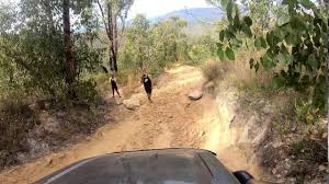 launders 4wd track grians you