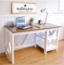 Need an office desk with a farmhouse feel? Farmhouse Desk Plans Handmade Haven