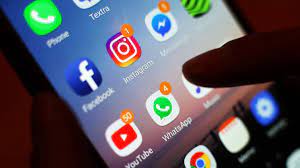 Störung bei Facebook, Instagram und WhatsApp offenbar behoben - SWR Aktuell