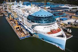 world s largest cruise ship to set sail