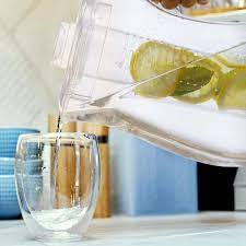 Ovente 84 Fl Oz Clear Pitcher With