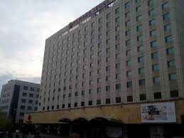 Located in the upper peninsula and offering hotel deals and packages for marquette michigan as well as weddings and receptions. Ramada Wikipedia