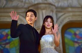 After starring together in descendants of the sun, song joong ki and song hye kyo fell in love and surprised fans with their wedding announcement months after the. Descendants Of The Sun Couple Song Hye Kyo And Song Joong Ki To Divorce Entertainment The Jakarta Post