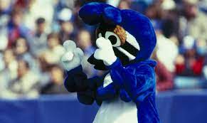 The toronto blue jays are a canadian based major league baseball team. Bj Birdy Toronto Blue Jays Sportsmascots Wikia Fandom