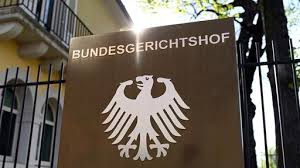 Guided by the appeal (revision) filed by zschäpe's lawyer, that court will comb through the 3,025 pages, looking for errors. Bundesgerichtshof Urteil Gegen Zschape Und Nsu Helfer Rechtskraftig Tagesschau De