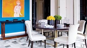 19 Round Dining Tables That Make A