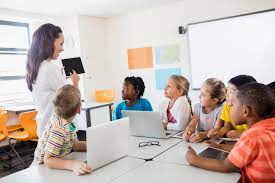 How to Successfully Use Technology in the Classroom - LearnSafe